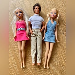Barbie dolls bundle
